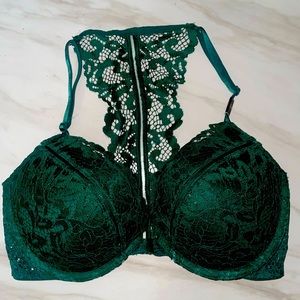 Brand new Victoria’s Secret bra 32D